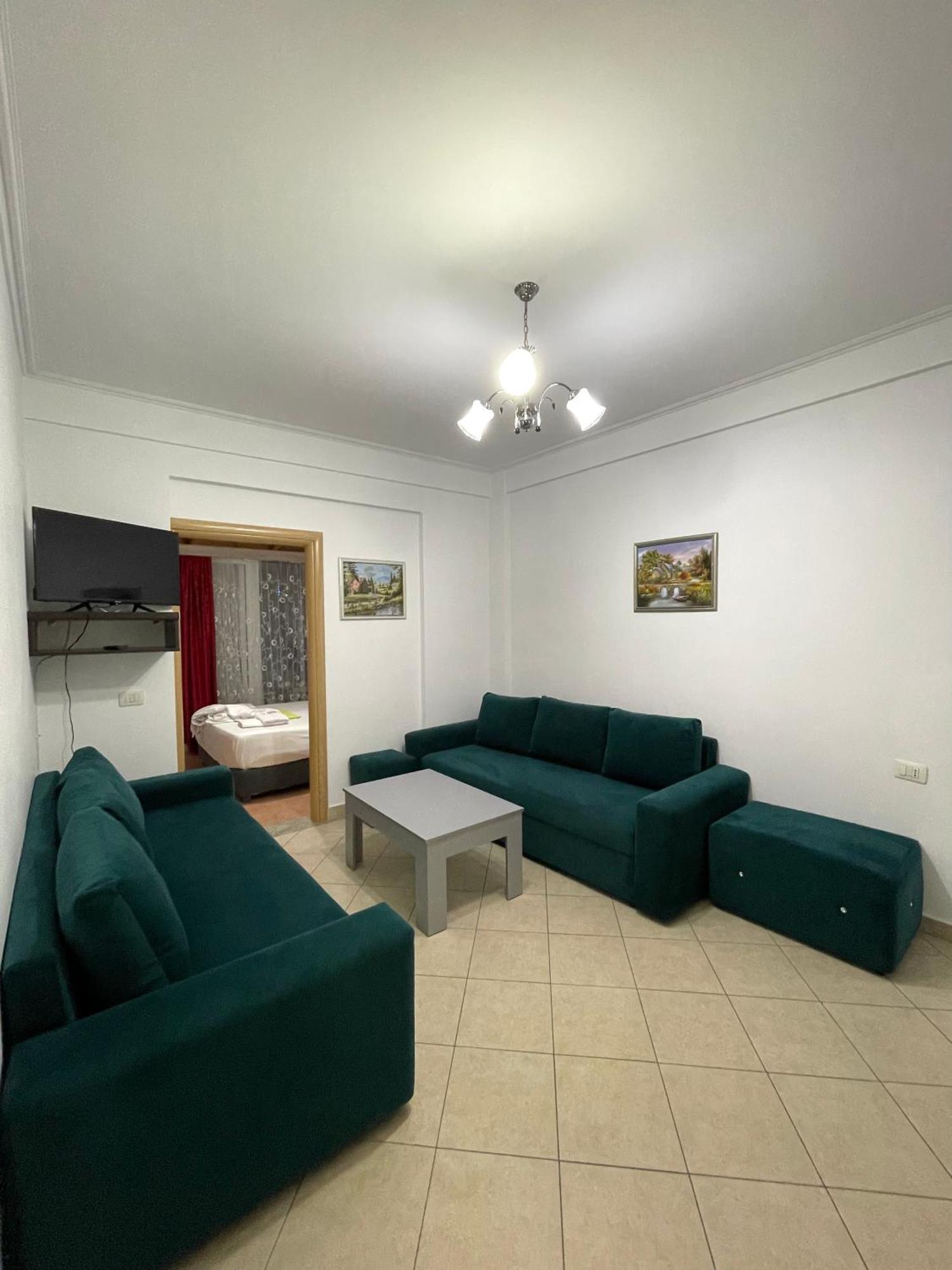 Apartments Monika Sarandë Eksteriør bilde