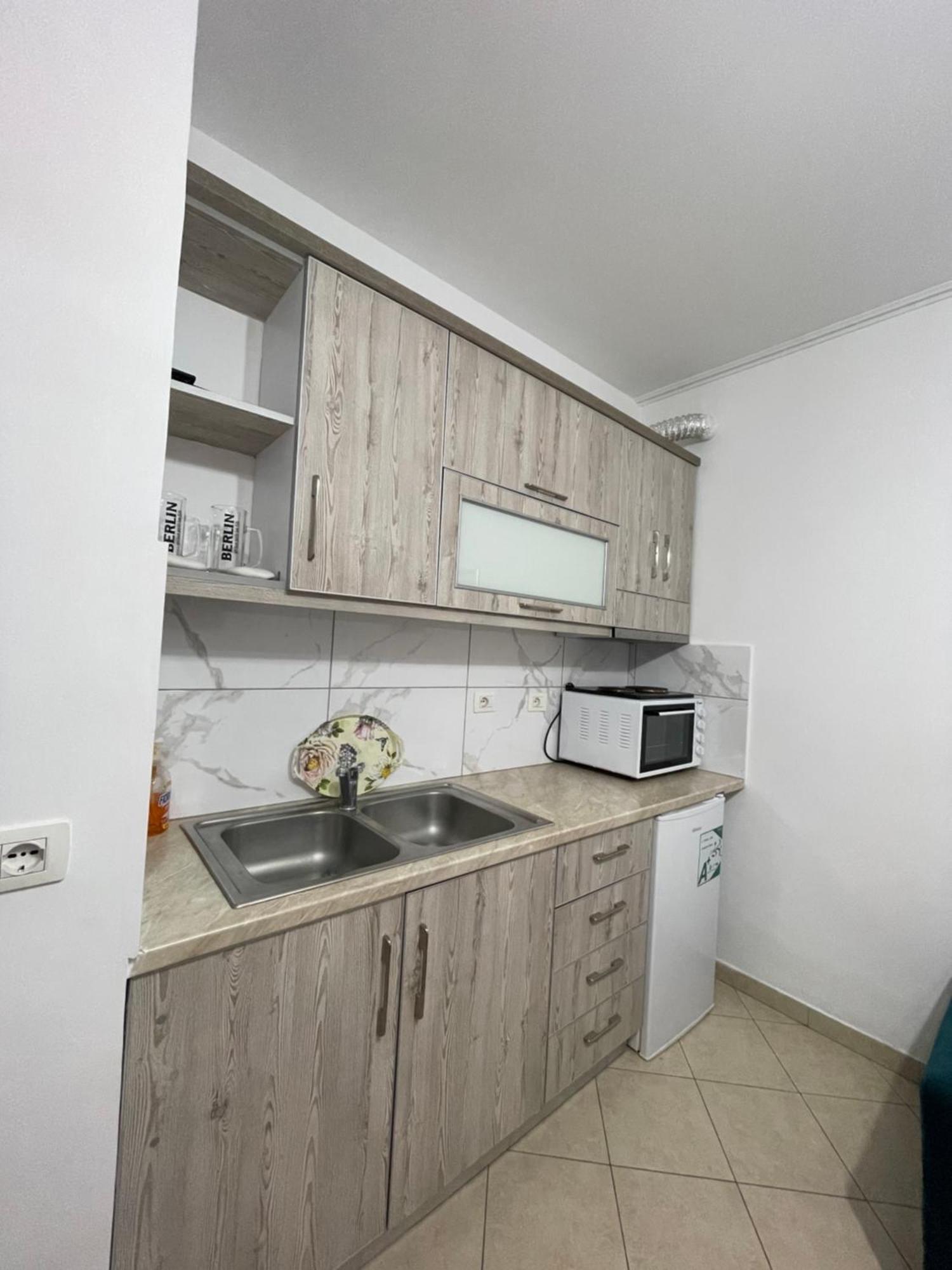 Apartments Monika Sarandë Eksteriør bilde