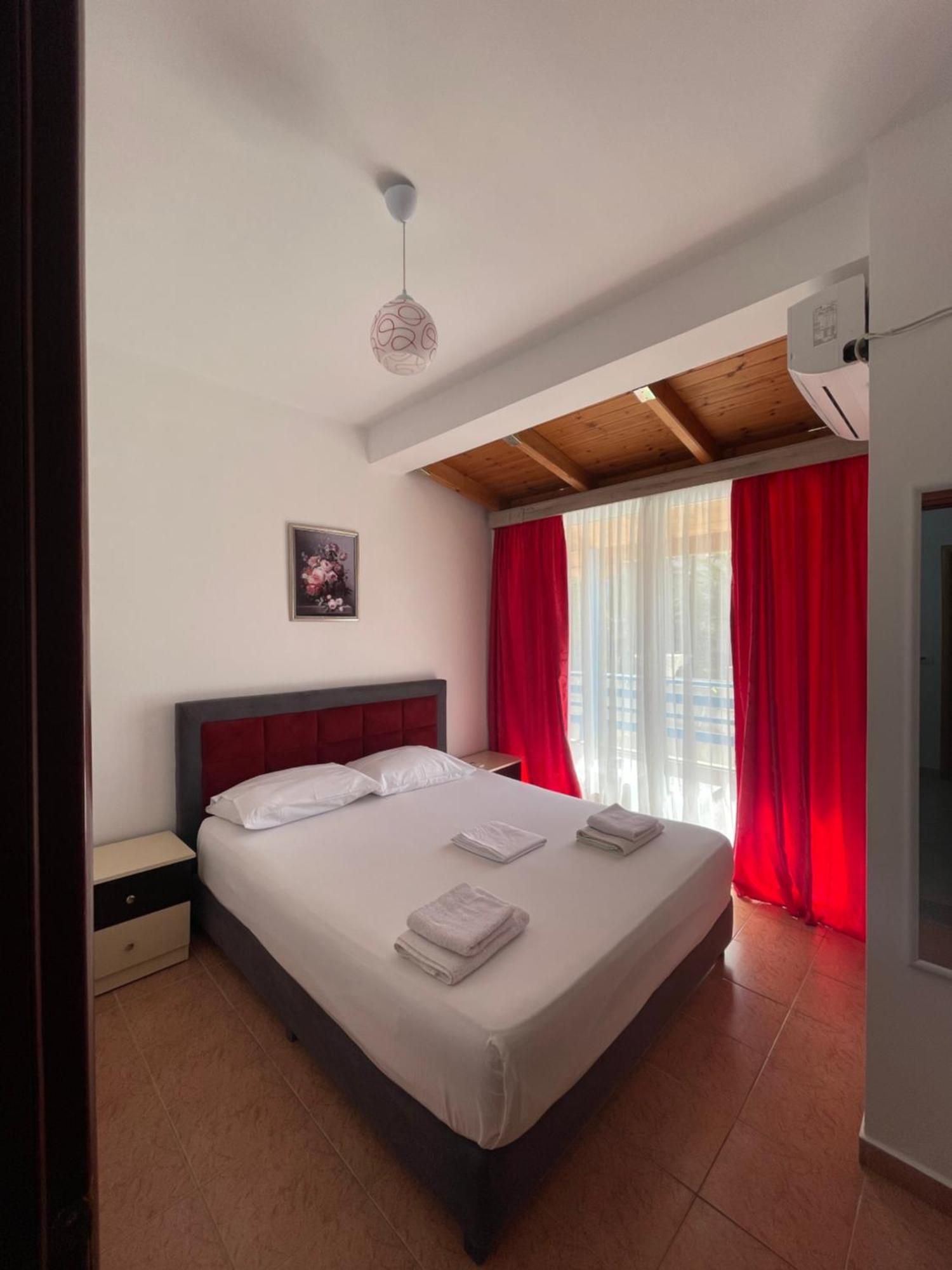 Apartments Monika Sarandë Eksteriør bilde